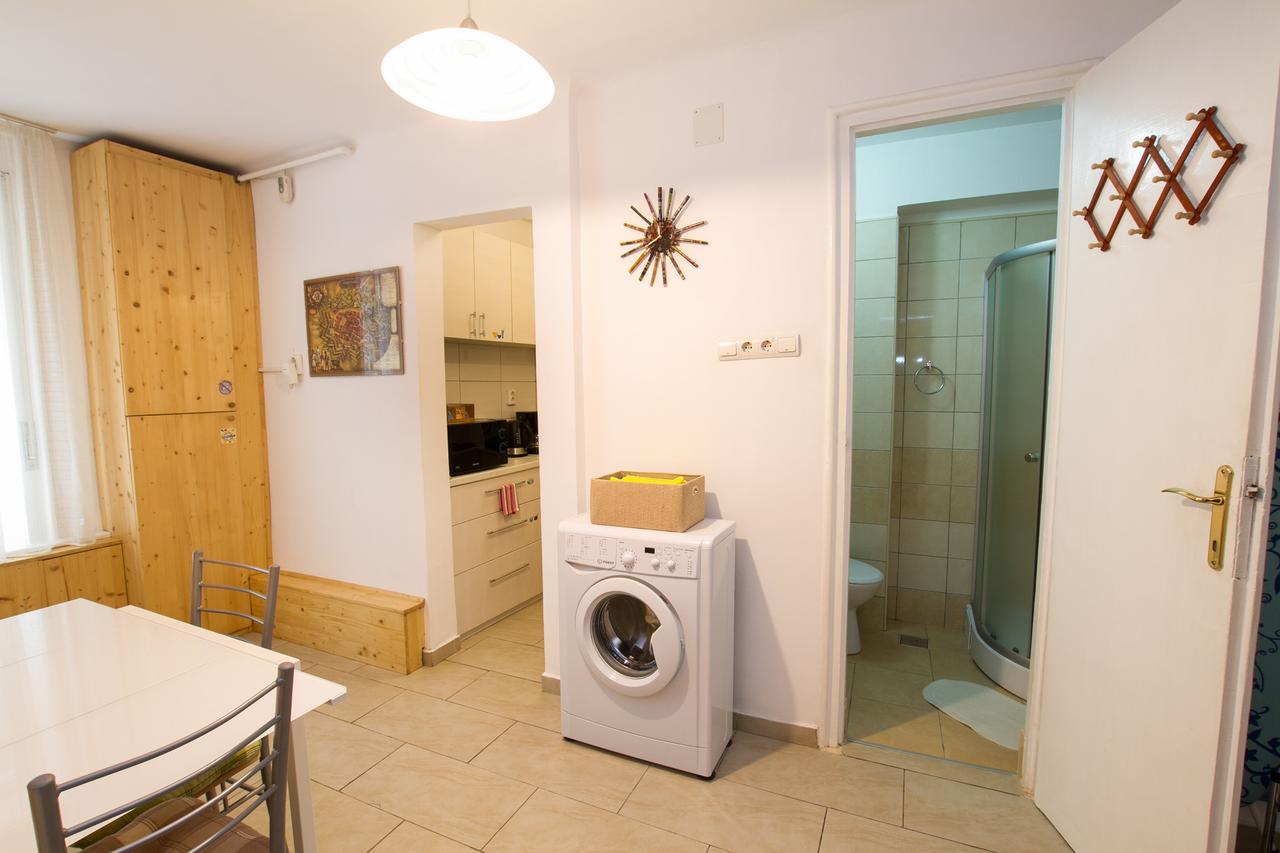 B Apartments - Apartment Bastion Temeşvar Dış mekan fotoğraf
