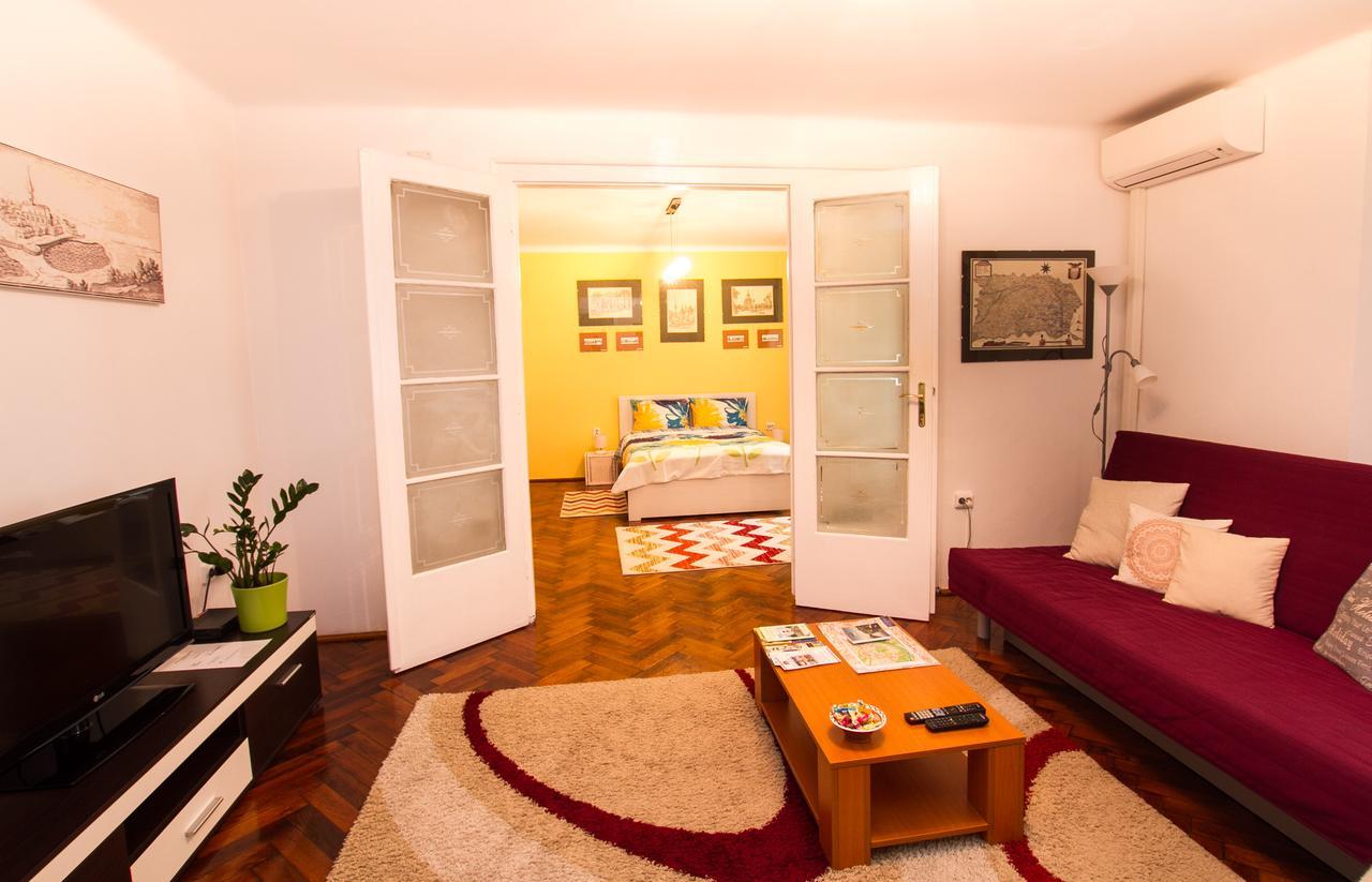 B Apartments - Apartment Bastion Temeşvar Dış mekan fotoğraf
